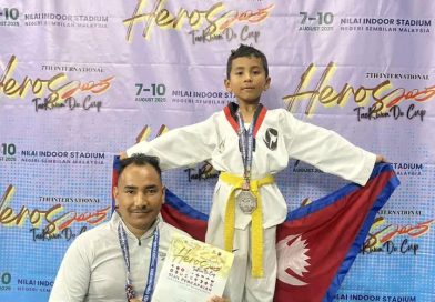 अन्तरास्ट्रिय स्वर्ण जित्ने महताराका बाबु छोरा पहिलो नेपाली अन्तरास्ट्रिय स्वर्ण जित्ने महताराका बाबु छोरा पहिलो नेपाली